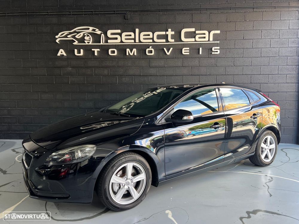 Volvo V40 2.0 D3 Momentum - 2