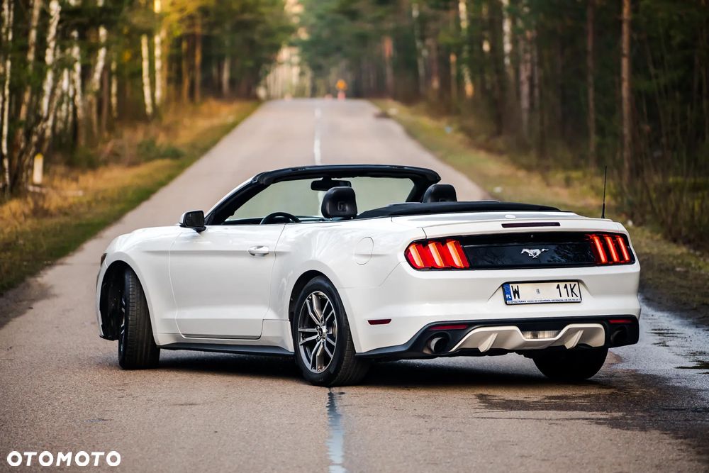 Ford Mustang Cabrio 2.3 Eco Boost - 6
