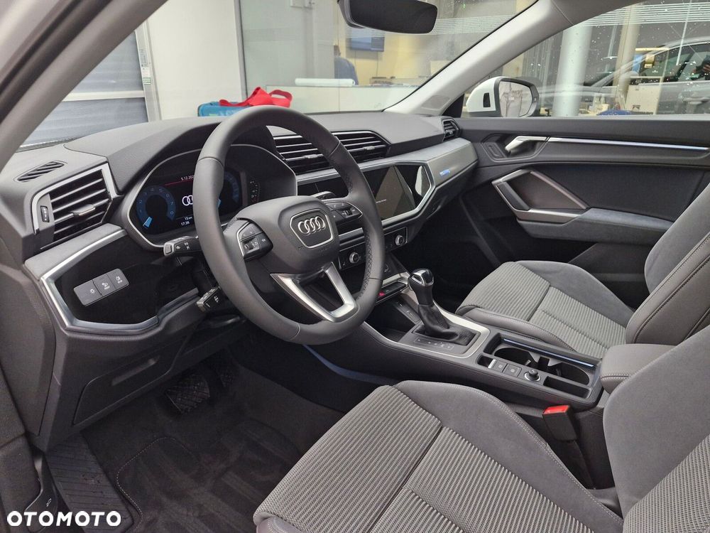Audi Q3 Sportback - 8