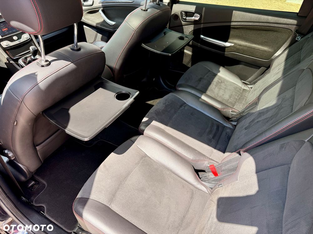 Ford S-Max 2.5 Titanium - 14