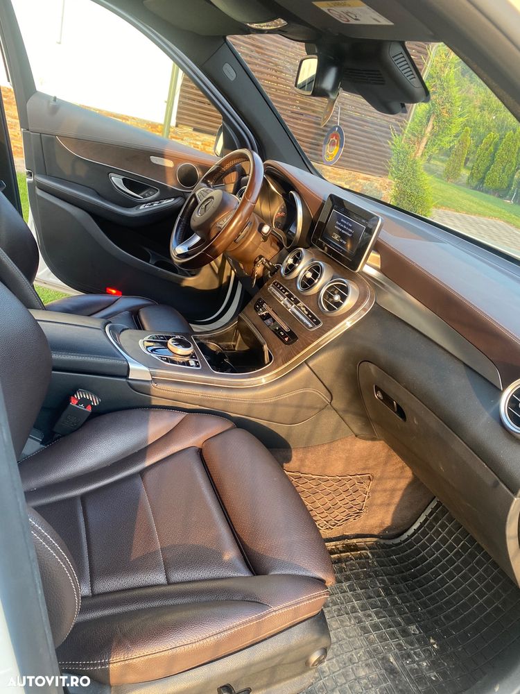 Mercedes-Benz GLC - 15