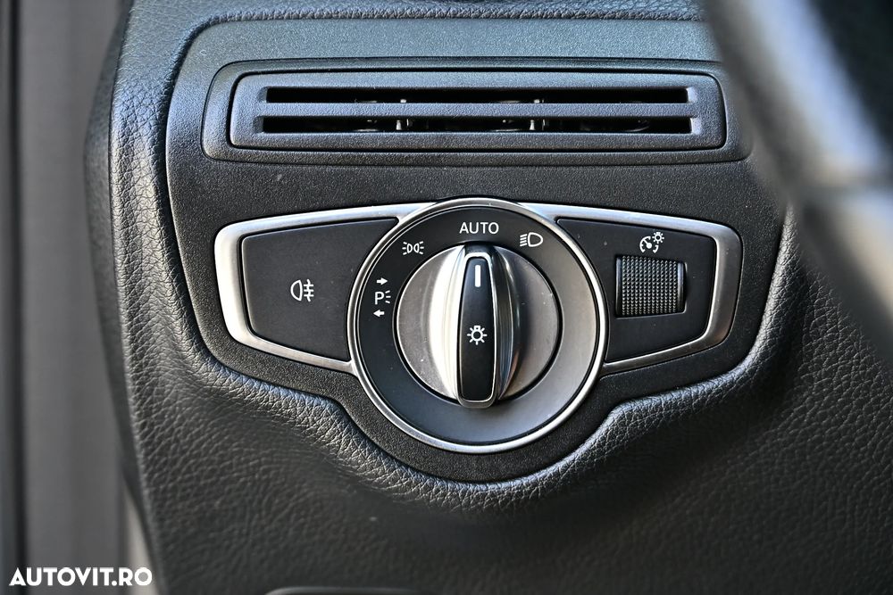 Mercedes-Benz GLC Coupe 220 d 4Matic 9G-TRONIC AMG Line Plus - 33
