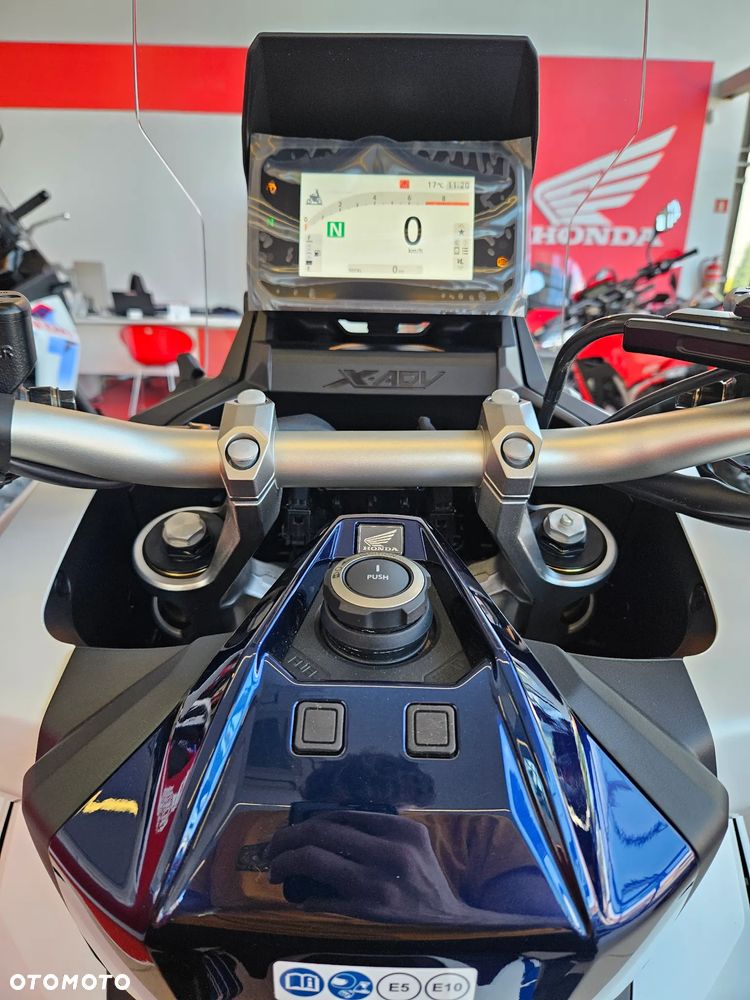 Honda X-ADV - 16