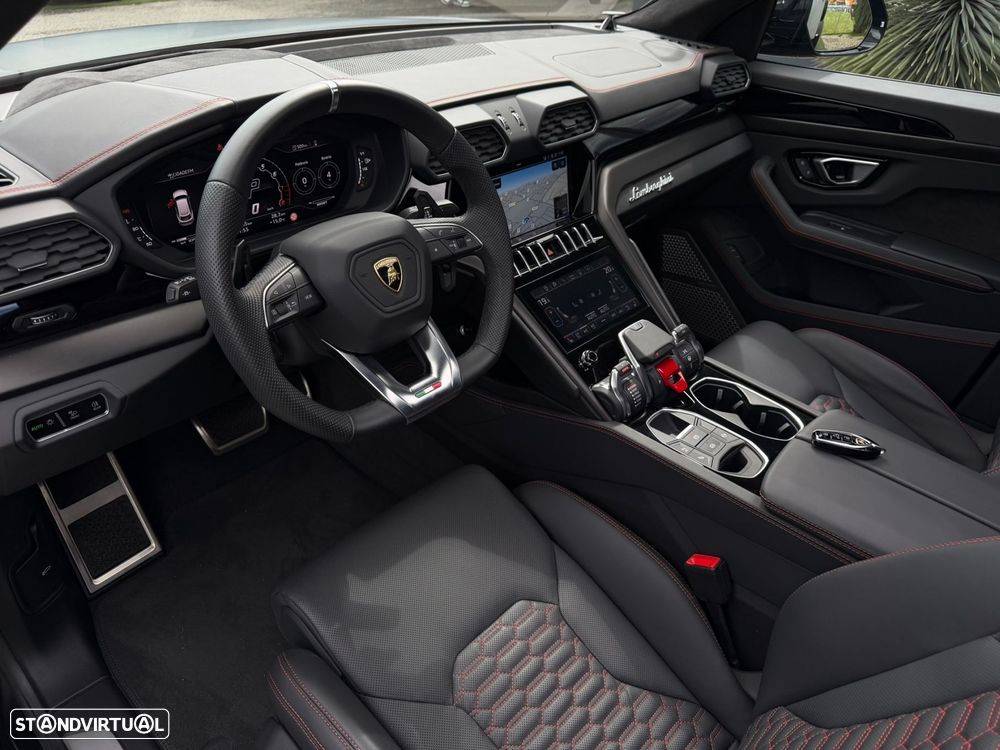 Lamborghini Urus 4.0 V8 - 4