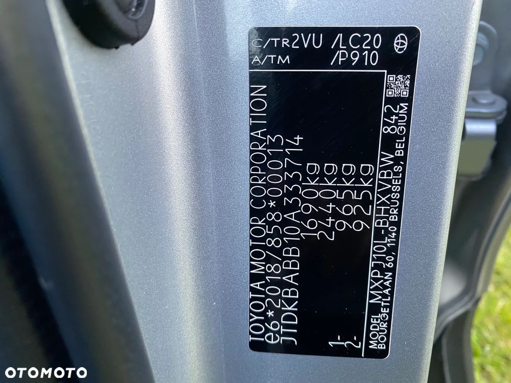 Toyota Yaris - 25