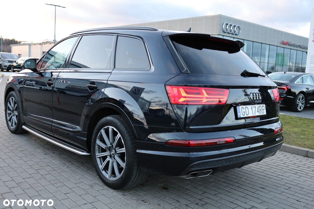 Audi Q7 - 3