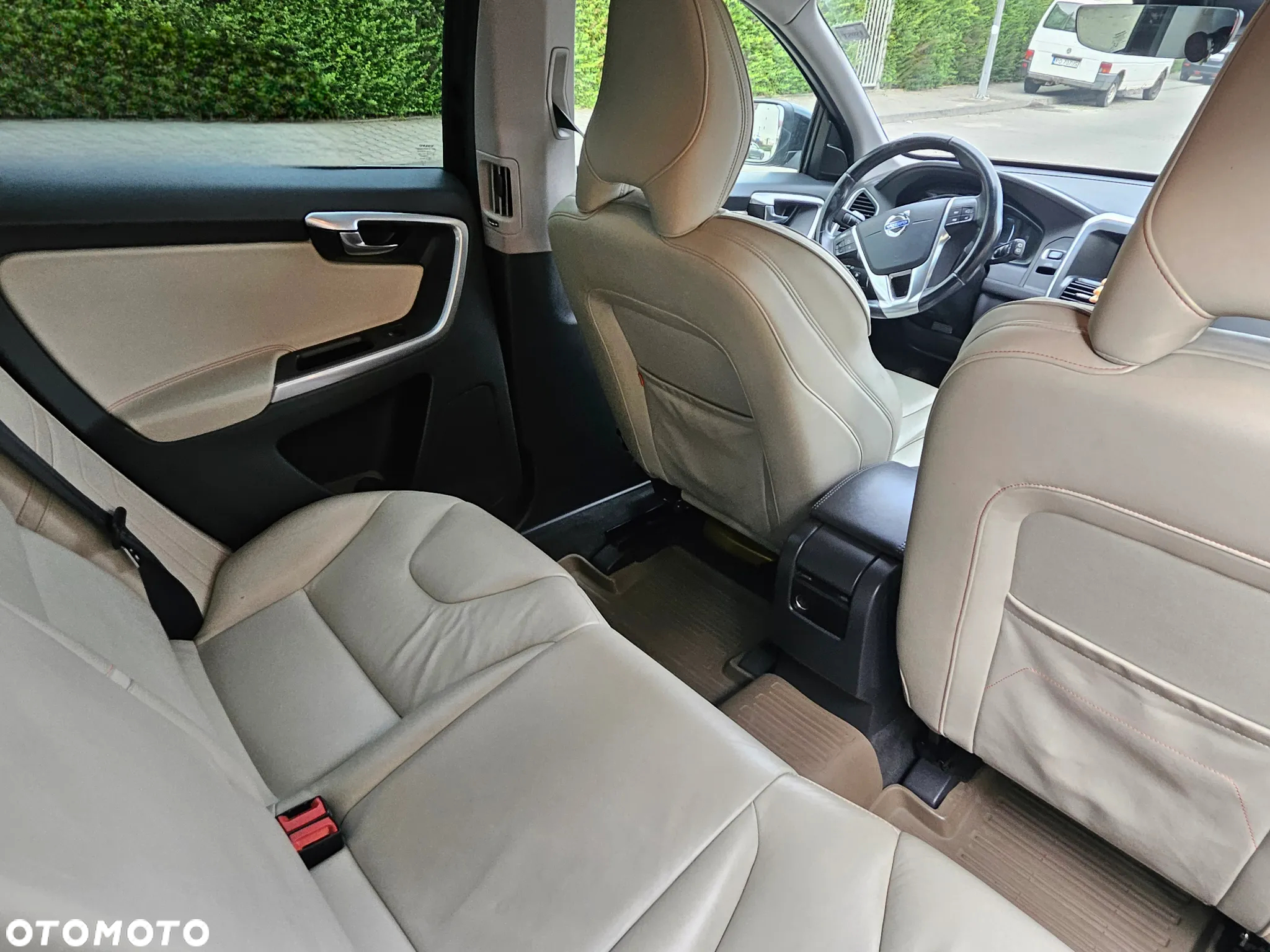 Volvo XC 60 D4 Drive-E Ocean Race - 5