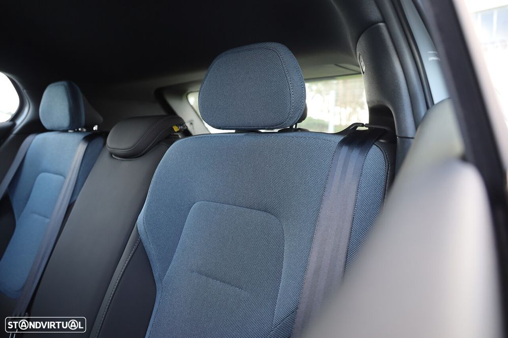 Volvo EX30 69 kWh Single Motor Extended Range Core - 11