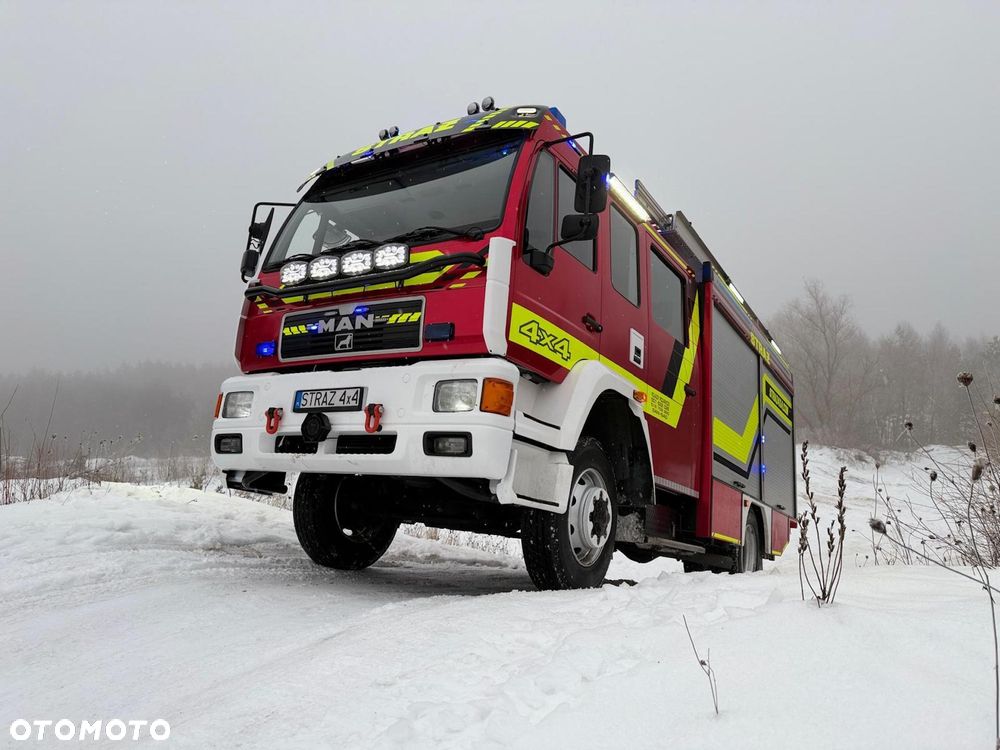 MAN Straż pożarna, Pojazd pożarniczy, Wóz strażacki, MAN L80 średni GBA 4x4 CNBOP, wyciągarka, 3000l wody, reduktor, blokady, mosty - 30