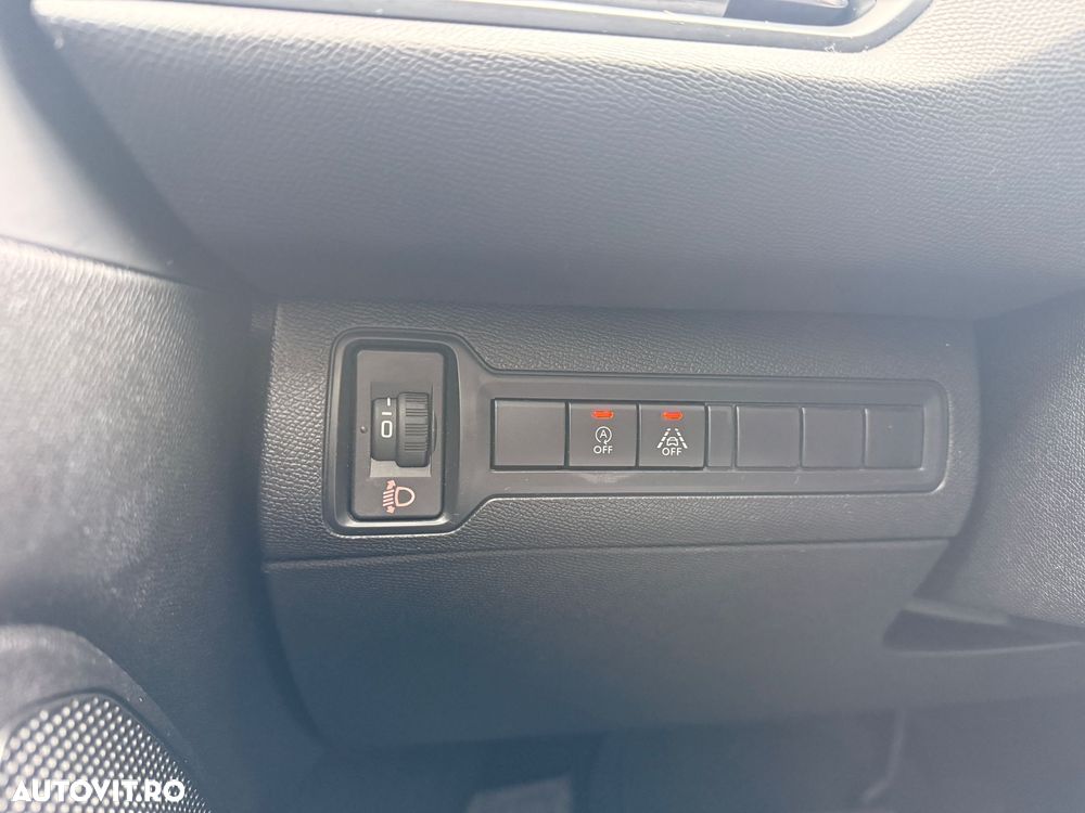 Peugeot 308 1.2 L PureTech Turbo Active Aut. - 11