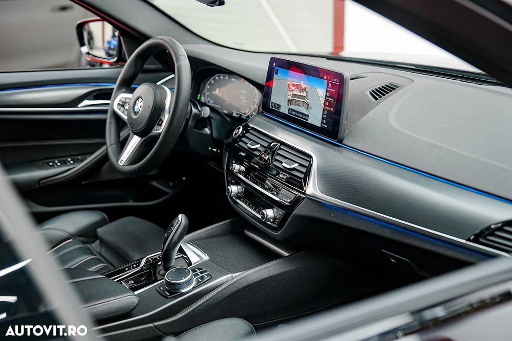 BMW Seria 5 530e Aut. M Sport Edition - 12