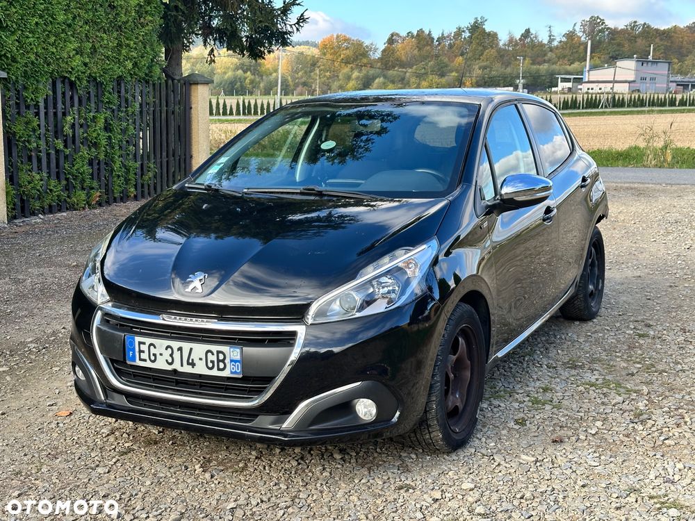 Peugeot 208 - 2