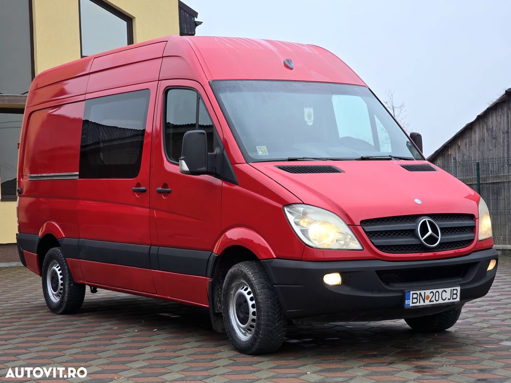 Mercedes-Benz Sprinter - 2