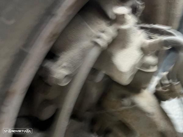 Pinça Travão Frente Direita Baixo Mitsubishi Canter Camião De Platafor - 1