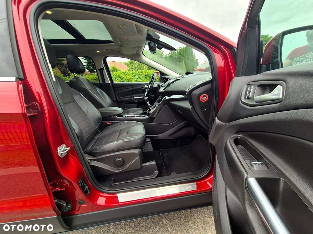 Ford Kuga 2.0 TDCi 4WD Titanium - 28