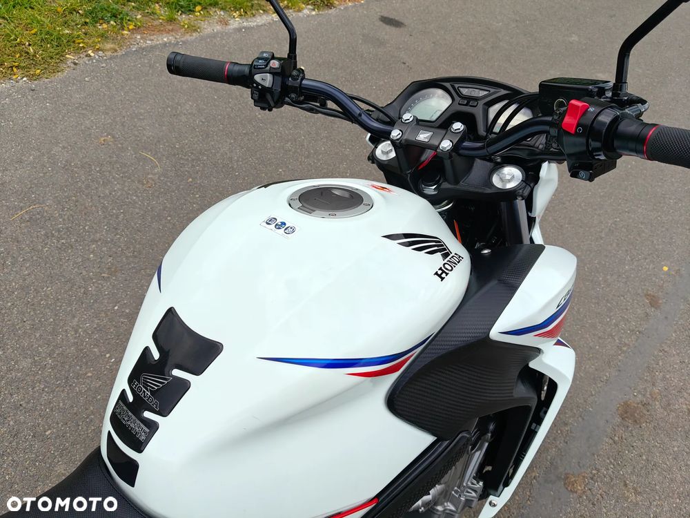Honda CB - 21