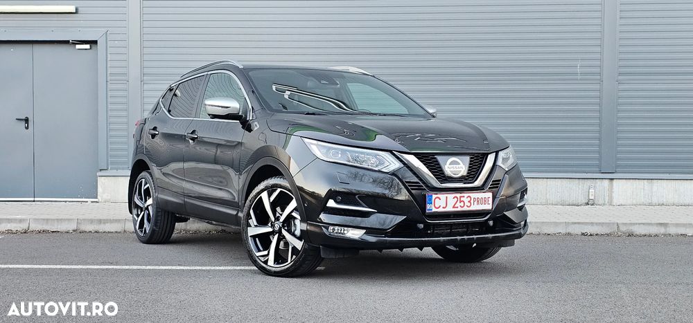 Nissan Qashqai 1.6 DCI Xtronic TEKNA+ - 4