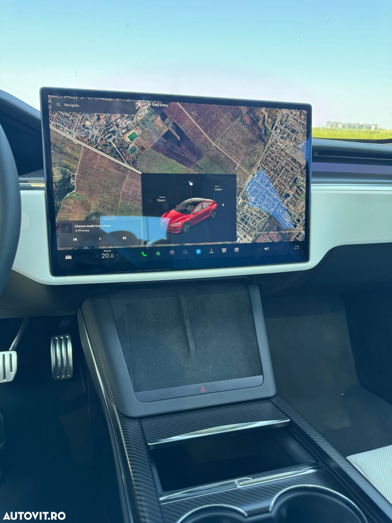 Tesla Model S Plaid - 11