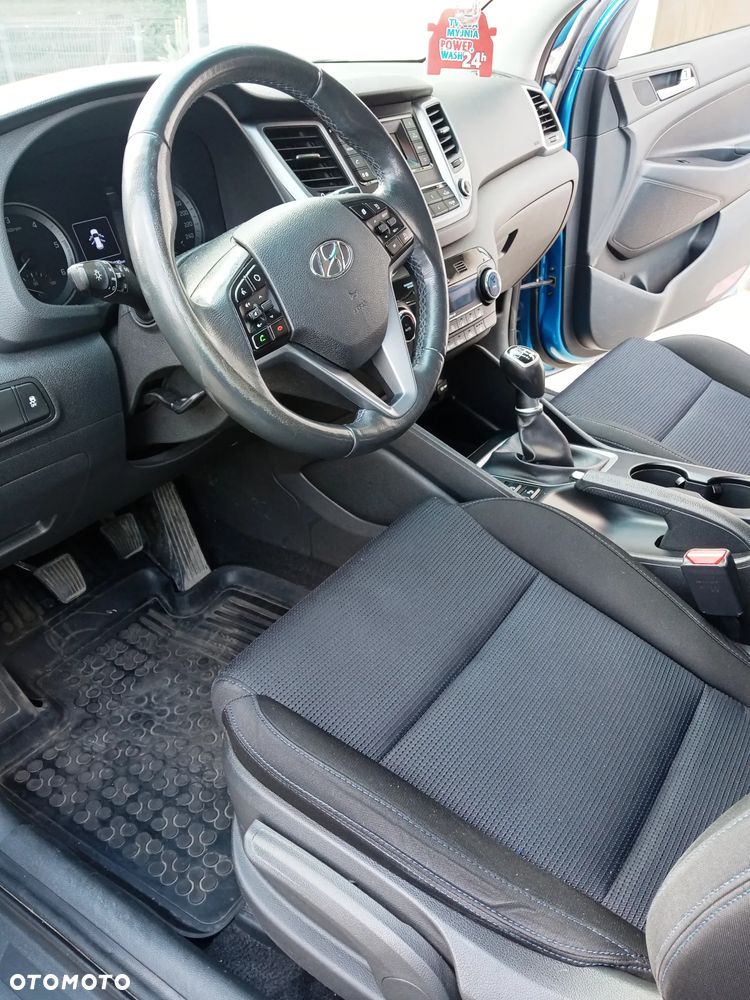 Hyundai Tucson 1.7 CRDI BlueDrive Comfort 2WD - 12