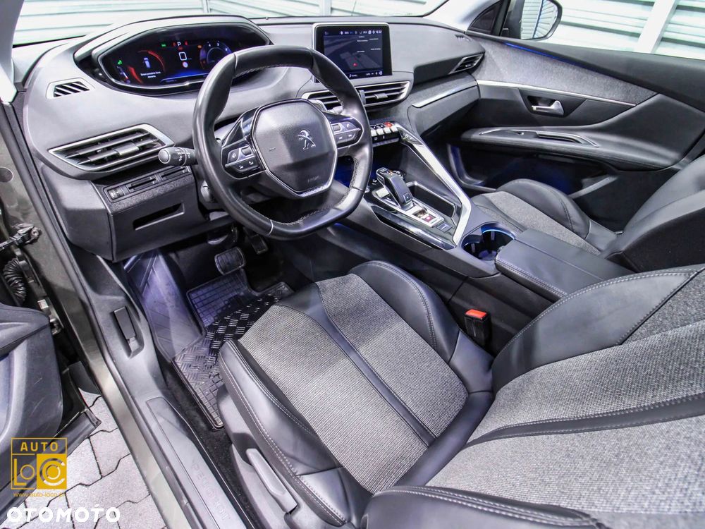 Peugeot 3008 1.6 BlueHDi Allure S&S EAT6 - 17