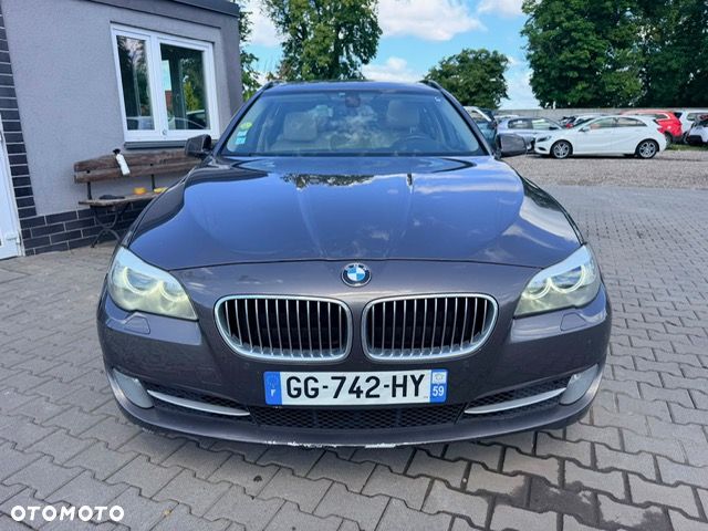 BMW Seria 5 520d Luxury Line - 2