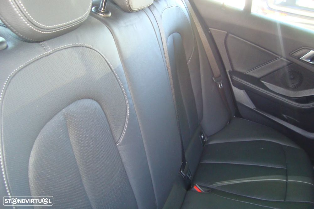 BMW 118 i Line Sport Auto - 33