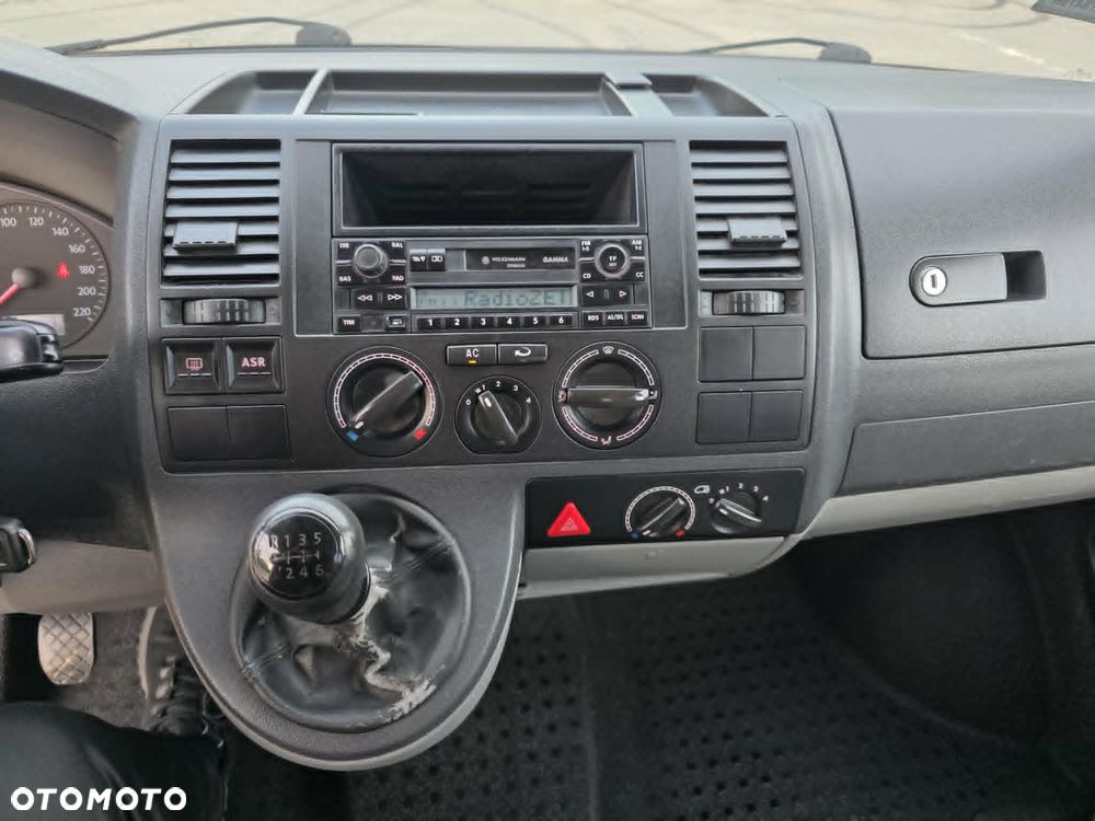 Volkswagen Transporter - 20