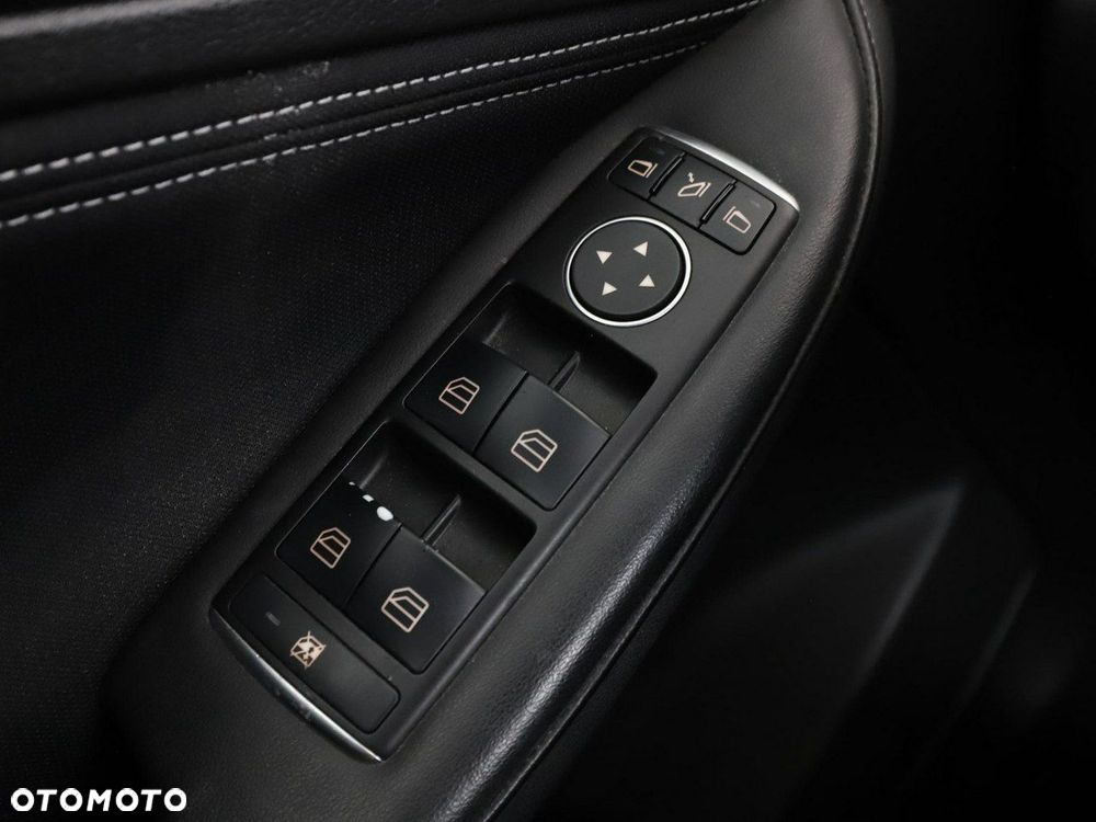 Infiniti Q30 1.5d Premium - 32