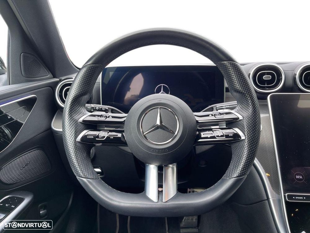 Mercedes-Benz C 300 d AMG Line - 14
