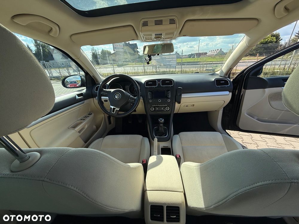 Volkswagen Golf - 2