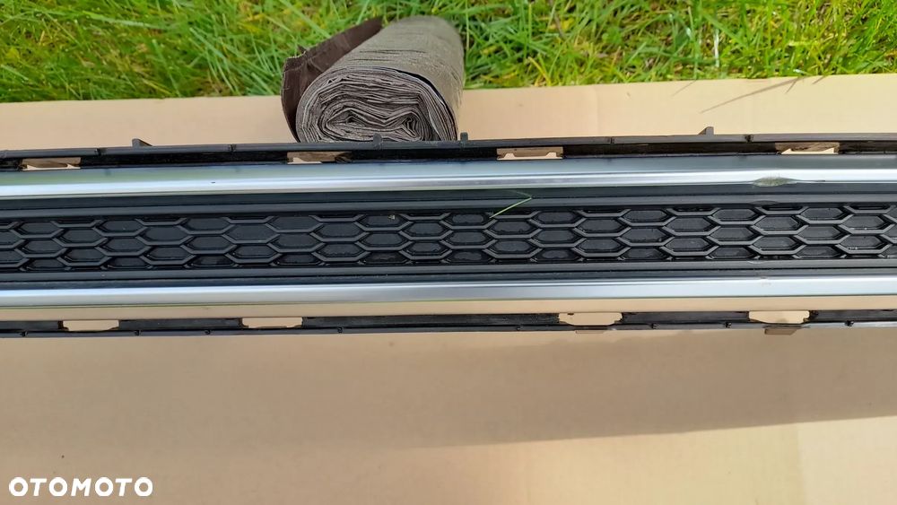 AUDI Q5 S LINE LISTWA KRATA ZDERZAKA TYLNEGO BLENDA 80A807823 - 6