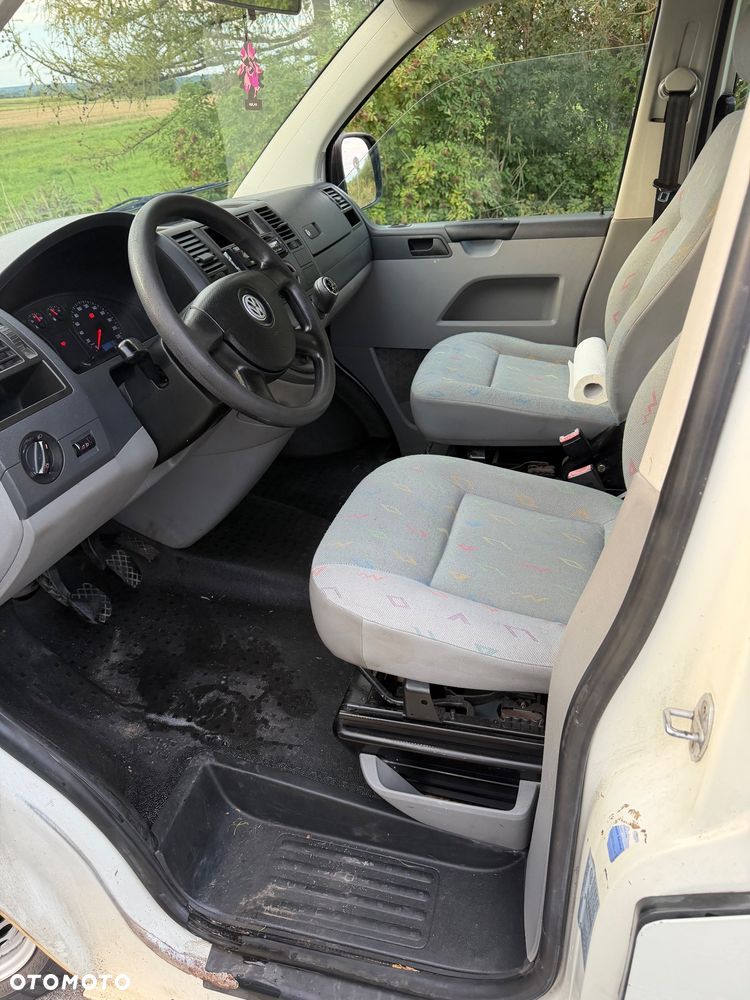 Volkswagen Transporter - 8