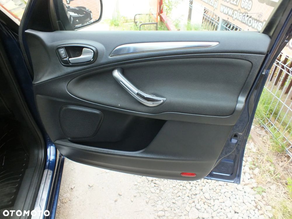 Ford Galaxy 1.6 T Platinium X (Titanium) - 32