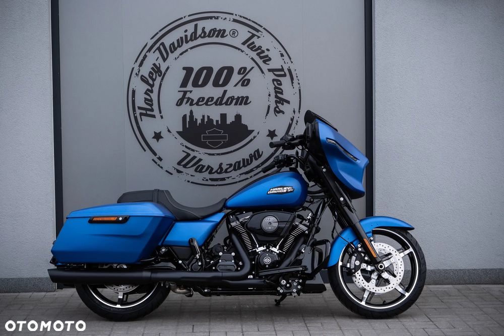 Harley-Davidson Touring Street Glide - 2