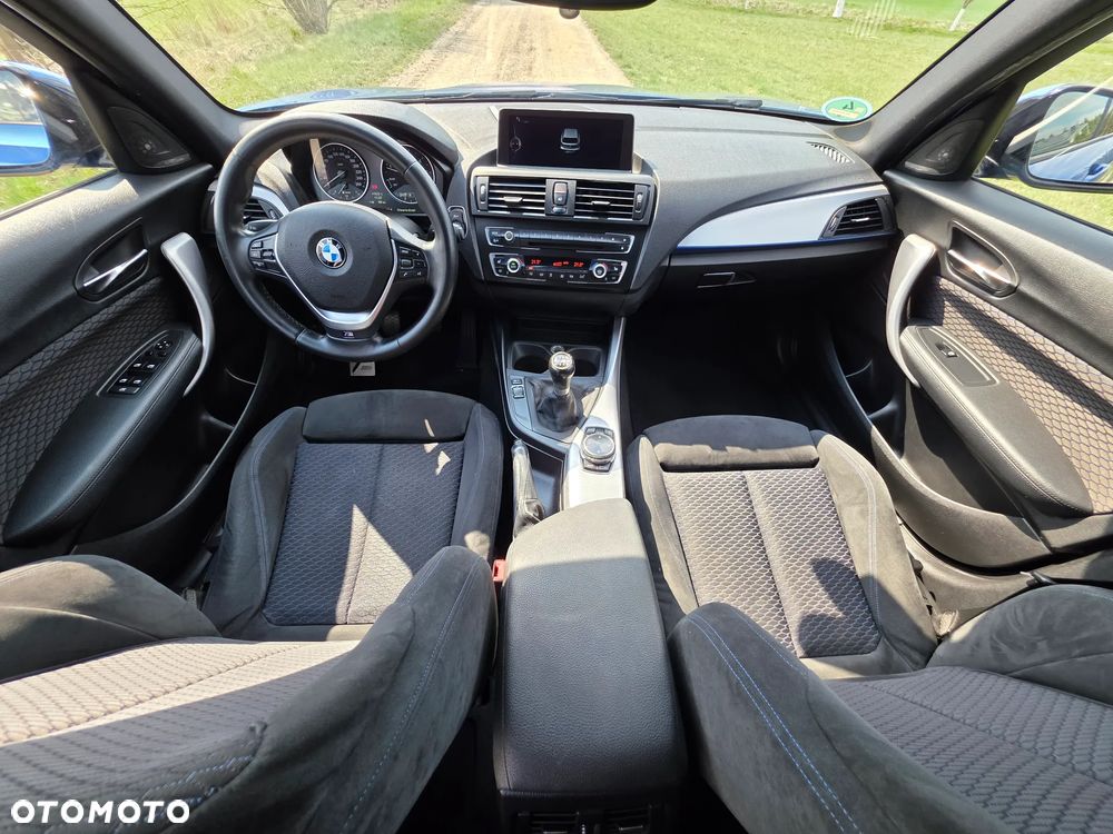 BMW Seria 1 118d xDrive - 24