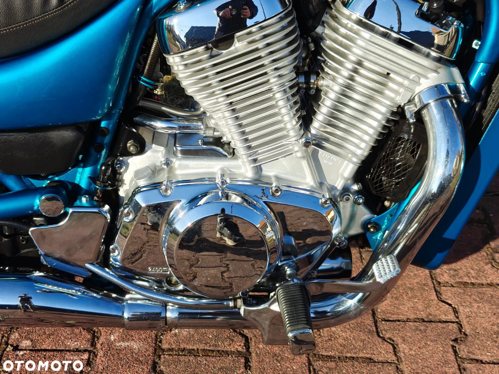 Suzuki Intruder - 8