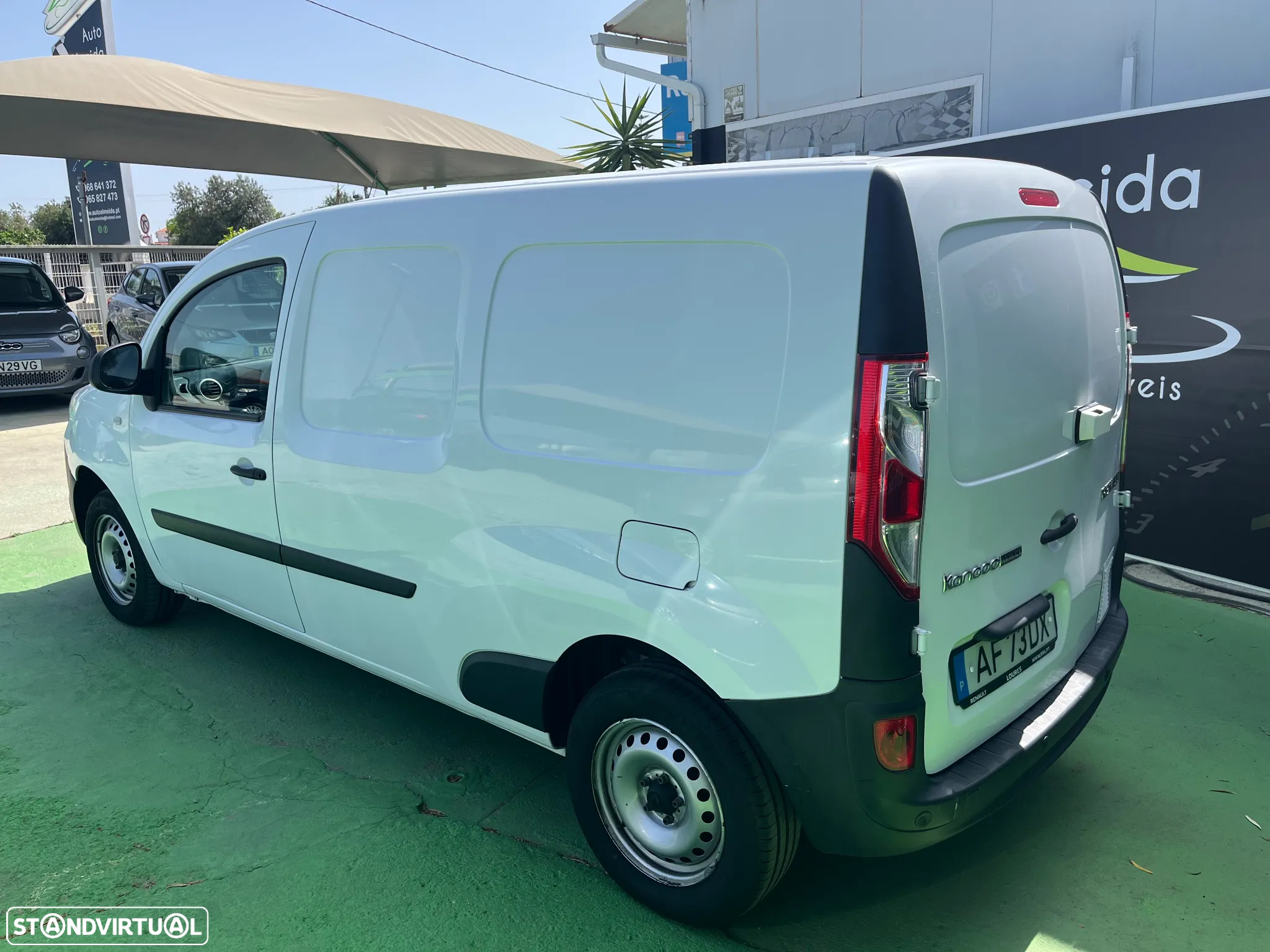 Renault Kangoo  Fase II Maxi Business 95hp 3L - 8