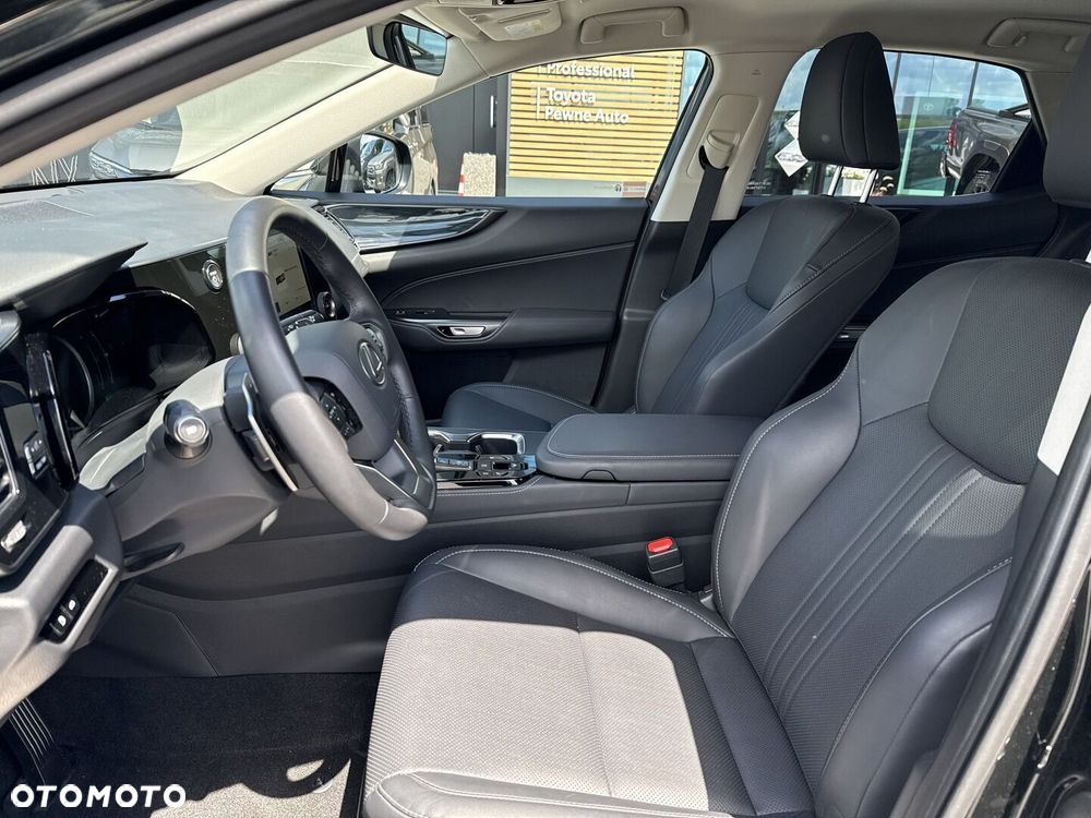 Lexus NX 350h Prestige AWD - 19