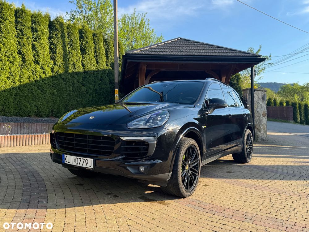 Porsche Cayenne S Platinum Edition - 1