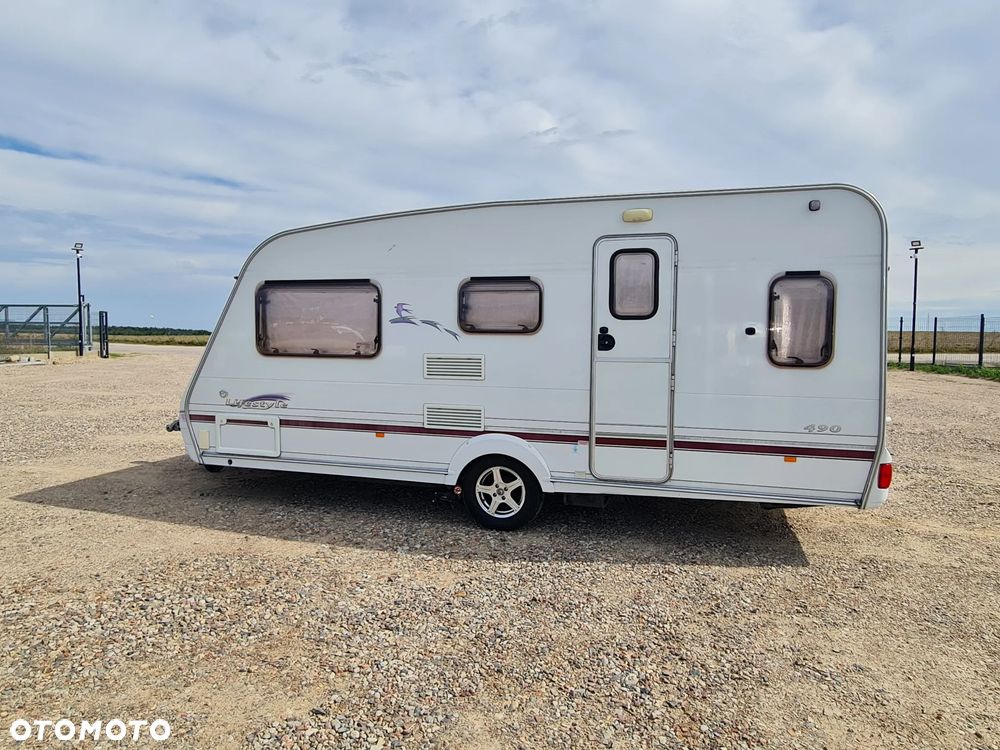 SWIFT Lifestyle 490 - 4