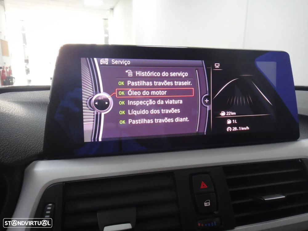 BMW 318 d Auto Exclusive - 22