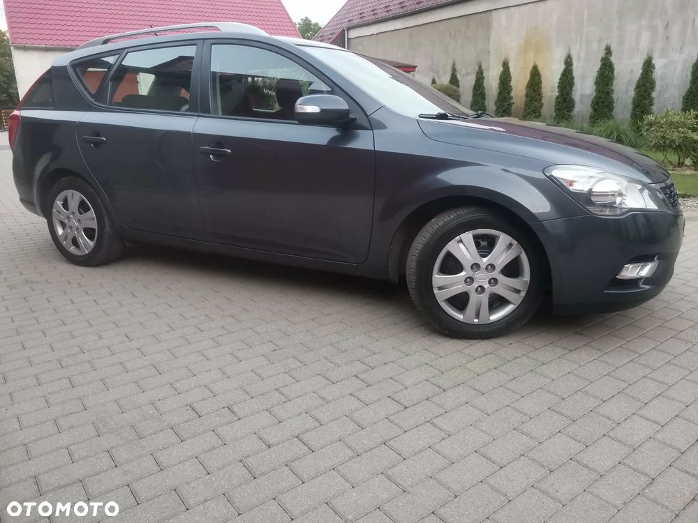 Kia Ceed - 2
