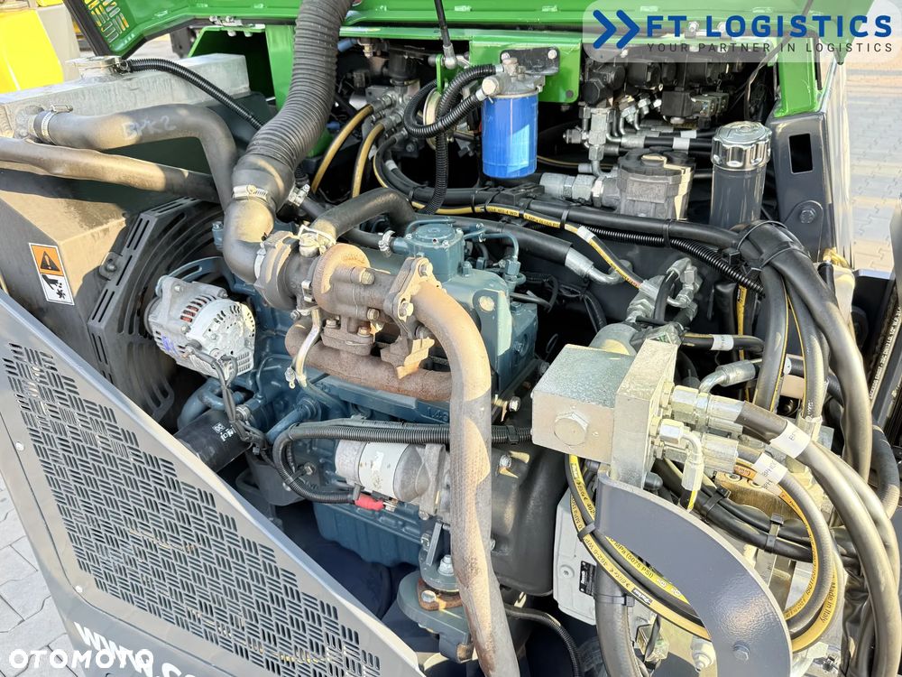 Combilift WÓZEK CZTEROKIERUNKOWY - WIELOKIERUNKOWY | COMBILIFT CB3000 | DIESEL | TRIPLEX 4900MM | JAK NOWY | PRZESUW WIDEŁ | POZYCJONER | WOLNY SKOK | NOWE OPONY | PO SERWISIE | STAN IDEALNY | Szeroka oferta wózków czterokierunkowych i bocznych, dopasowanych do różnorodnych potrzeb i zastosowań - 24