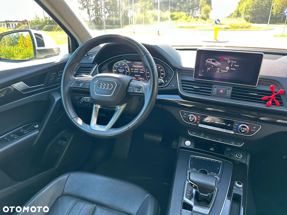 Audi Q5 55 TFSIe quattro S tronic S line - 32