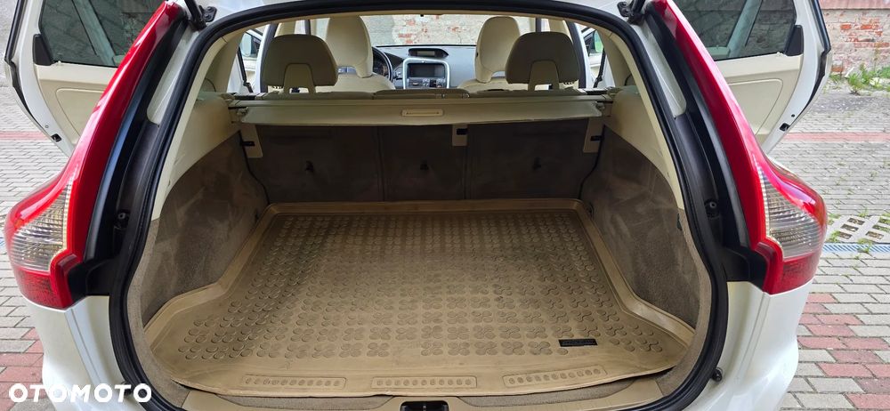 Volvo XC 60 D3 Kinetic - 10