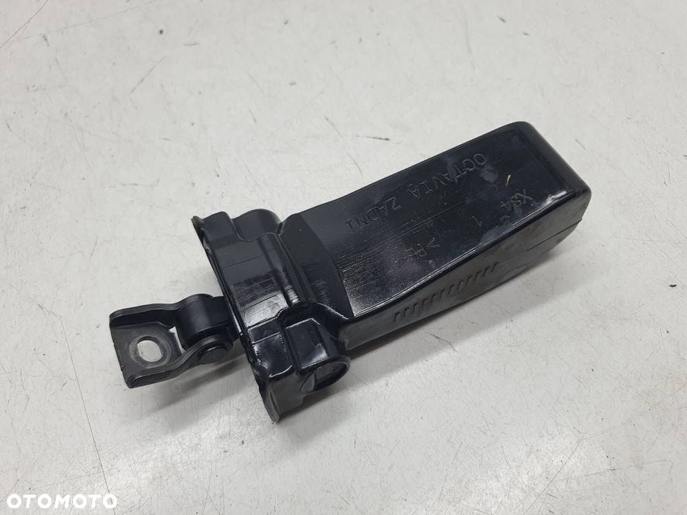 OGRANICZNIK LEWY TYŁ DRZWI SKODA OCTAVIA IV 5E3839267 5E3839203