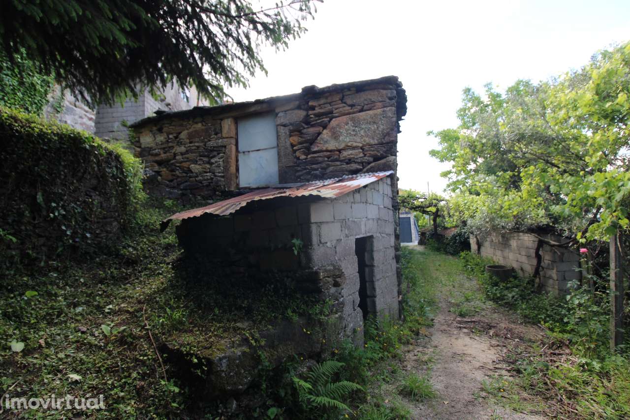 Moradia para Restaurar T2 Venda em Rebordelo,Amarante - Grande imagem: 4/20