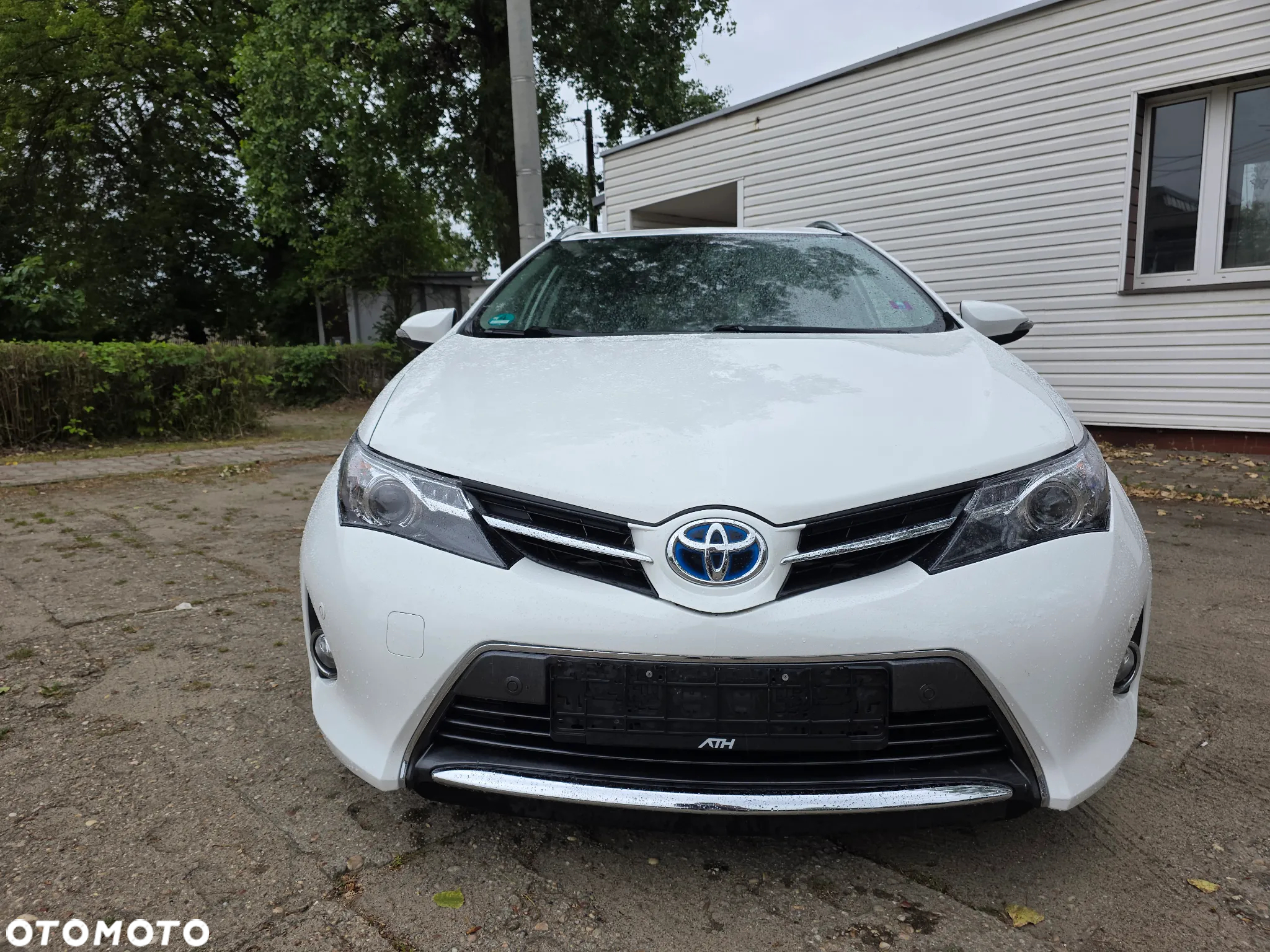 Toyota Auris 1.8 VVT-i Hybrid Automatik Edition S+ - 2