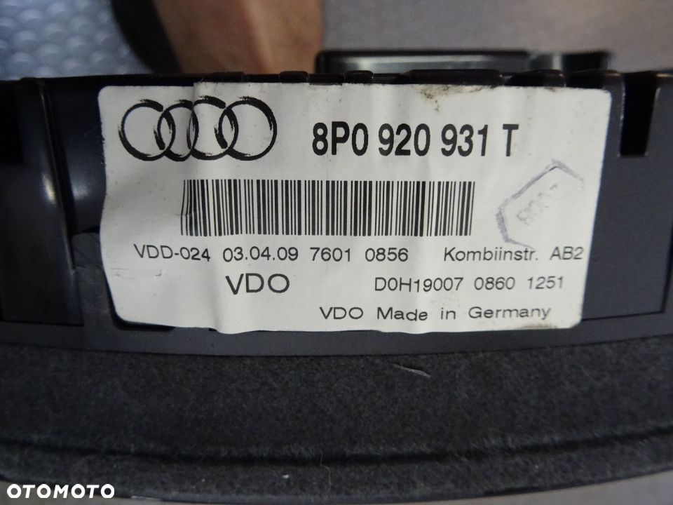 8P0920931T zegary licznik 1.4 TSI CAX Audi A3 8P LIFT duzy FIS czesci - 2
