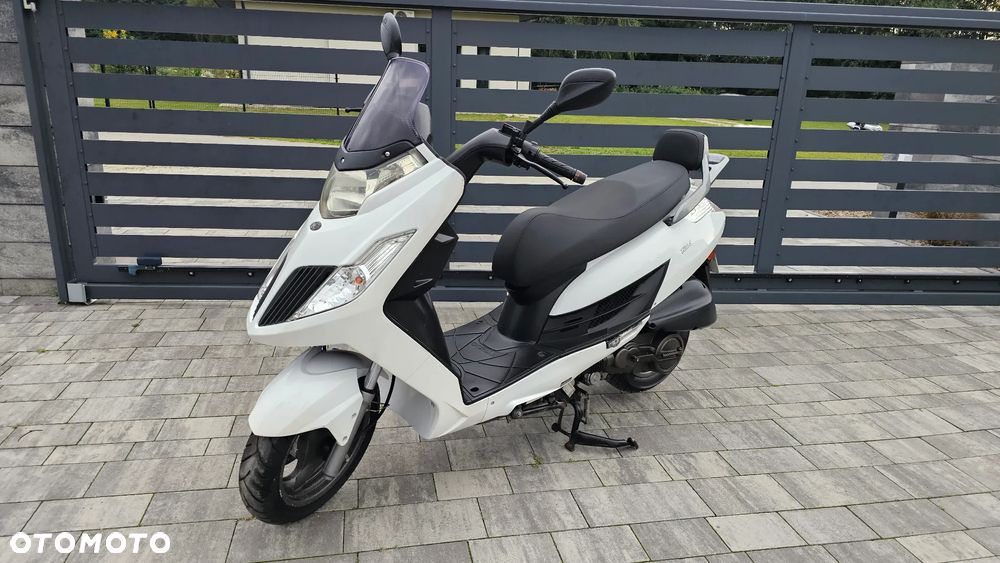 Kymco Grand Dink - 1
